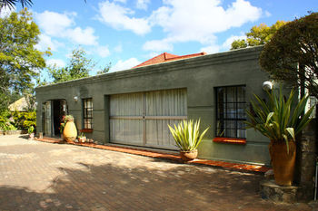 Entabeni Lodge Bulawayo Exteriör bild